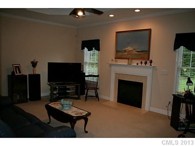 12135 Glen Cove Dr, Tega Cay, SC 29708
