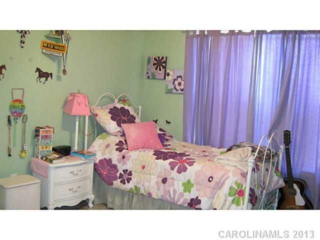 4025 Woodleigh Dr, Rock Hill, SC 29732