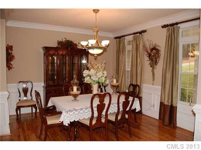 3659 Lake Bluff Dr, Sherrills Ford, NC 28673