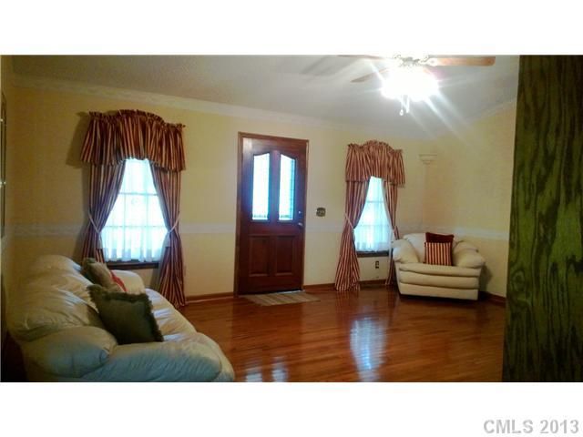 712 SW Sedgefield St, Concord, NC 28025