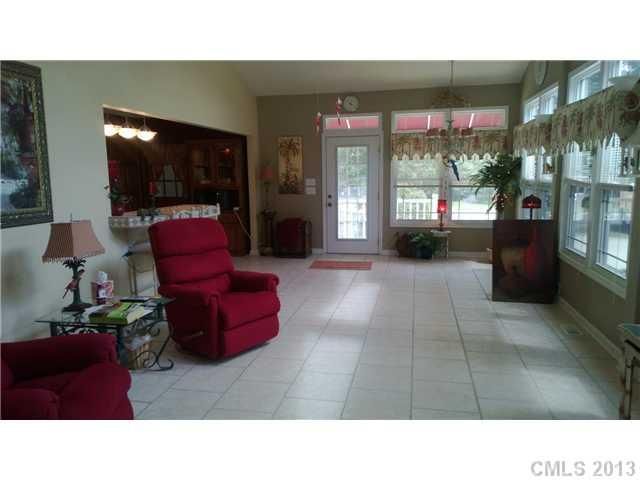 712 SW Sedgefield St, Concord, NC 28025