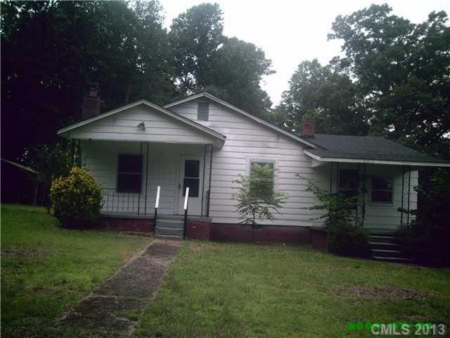 1225 Requa Rd, Cherryville, NC 28021