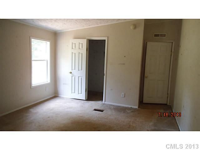 515 Bethpage Ln, Monroe, NC 28112