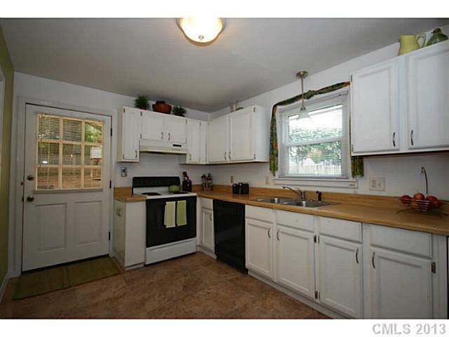 1459 W Cortland Rd, Charlotte, NC 28209