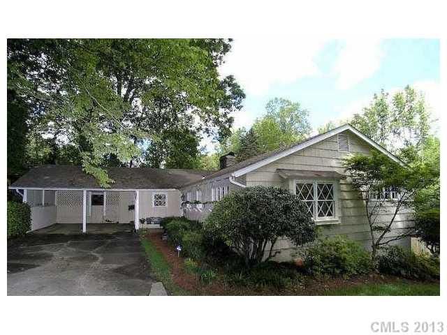 5610 Wintercrest Ln, Charlotte, NC 28209