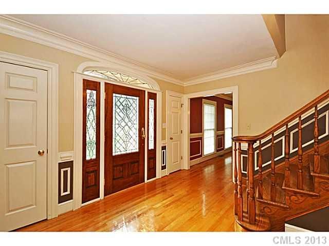 6901 Cameron Glen Dr, Charlotte, NC 28210