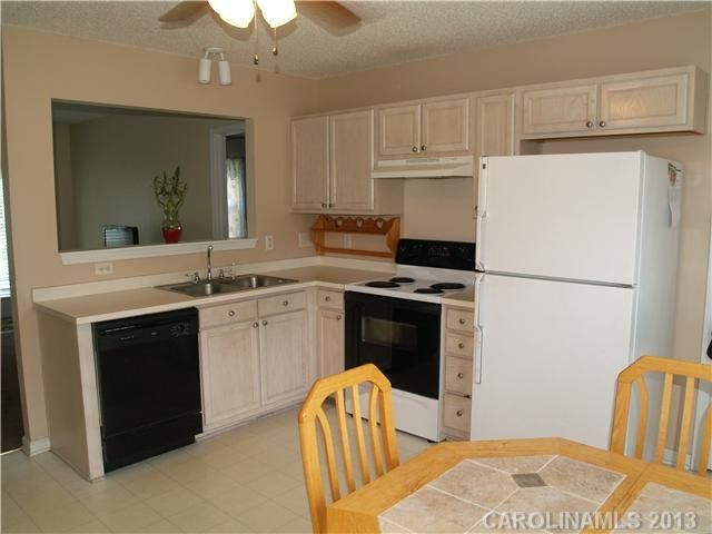 10206 Illoria Dr, Charlotte, NC 28273