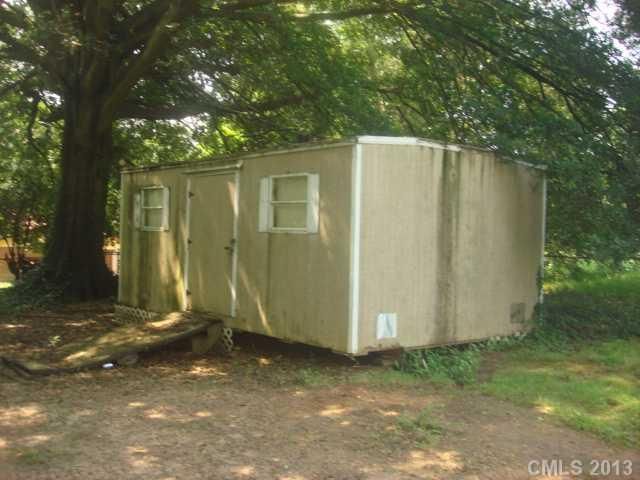 822 Adams St, Gastonia, NC 28052