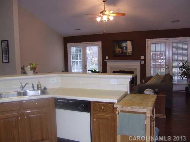 2886 Huckleberry Hill Dr, Fort Mill, SC 29715