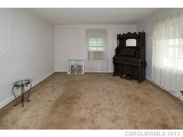 110 Olive St, Pineville, NC 28134