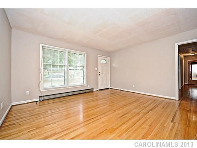 540 Crocus Ct, Charlotte, NC 28217