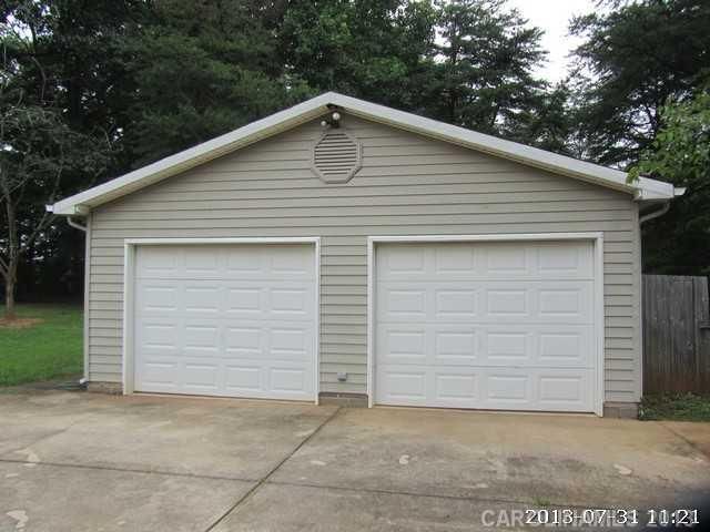 7667 Deer Track Dr, Denver, NC 28037
