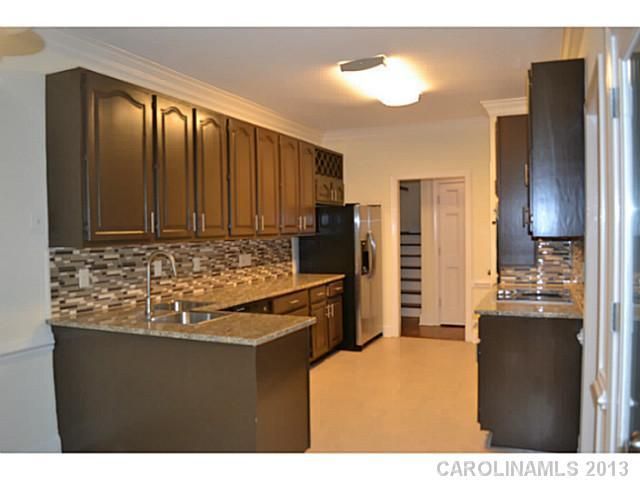 6617 Glenleaf Ct, Charlotte, NC 28270