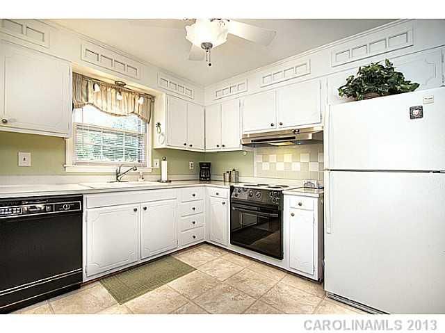 4843 Coronado Dr, Charlotte, NC 28212