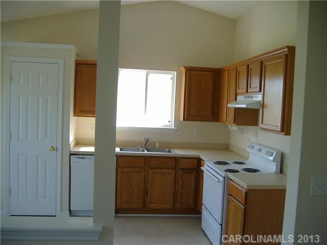 3712 Cardinal Bluff Ln, Indian Trail, NC 28079