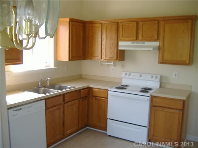 3712 Cardinal Bluff Ln, Indian Trail, NC 28079