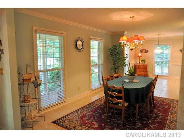 7001 Old Oak Ln, Mint Hill, NC 28227