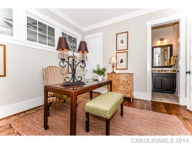 4941 Sharon View Rd, Charlotte, NC 28226
