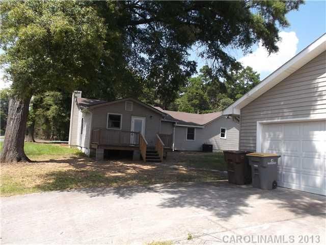 713 Flicker St, Concord, NC 28027