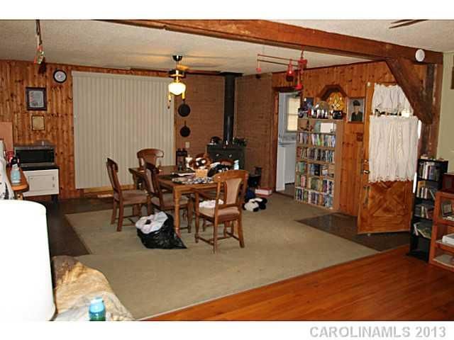 4232 Dawnwood Dr, Gastonia, NC 28056
