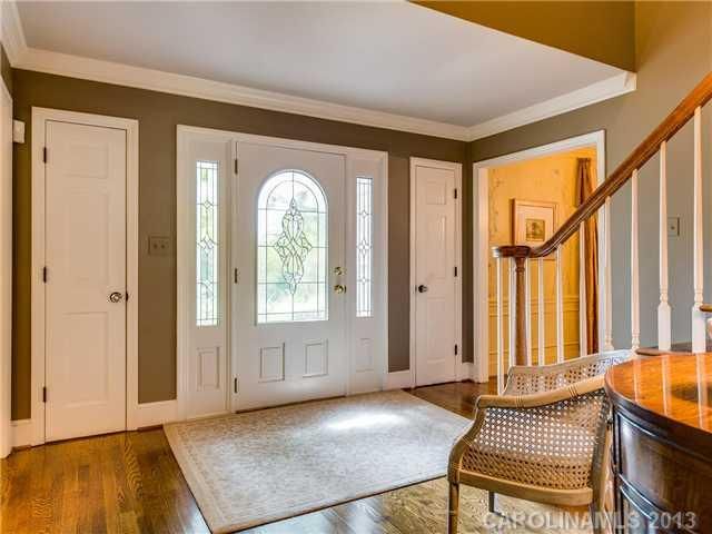 3824 Huntcliff Dr, Charlotte, NC 28226