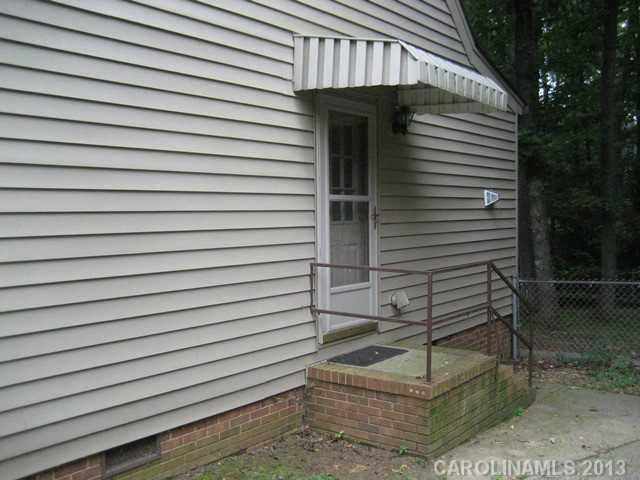 5105 Birchbark Ln, Charlotte, NC 28227