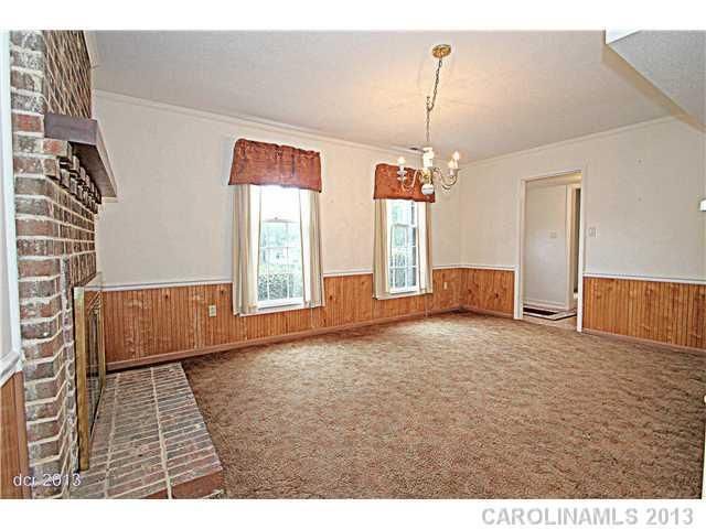 4828 Shadow Moss Ct, Charlotte, NC 28227