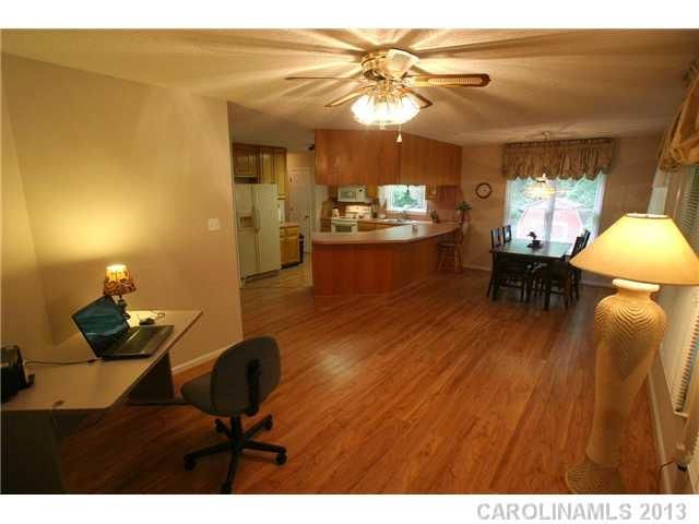 1501 Riding Trail Ln, Concord, NC 28027