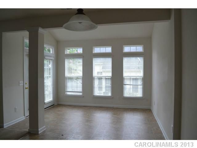 606 Sunset Point Dr, Rock Hill, SC 29732
