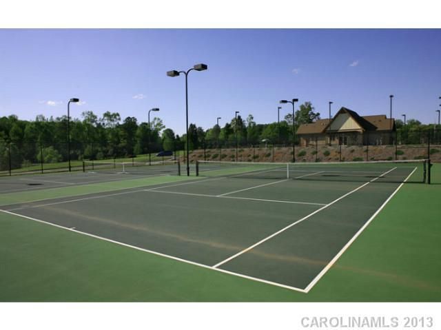 1004 Oleander Ln #82, Waxhaw, NC 28173