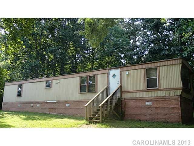 105 Riding Rd, Mount Holly, NC 28120