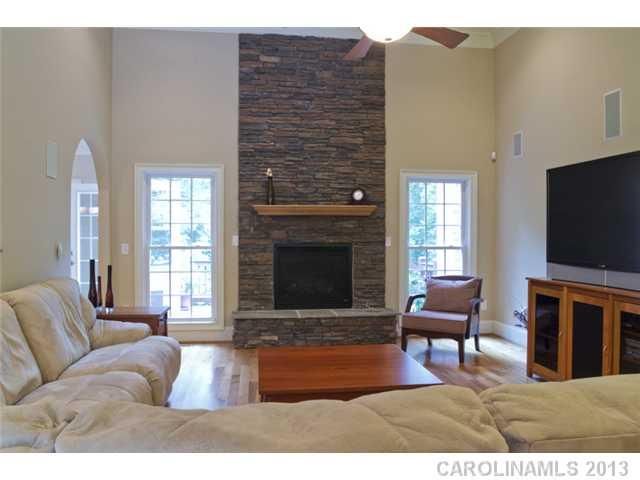 171 Logan Dr, Davidson, NC 28036