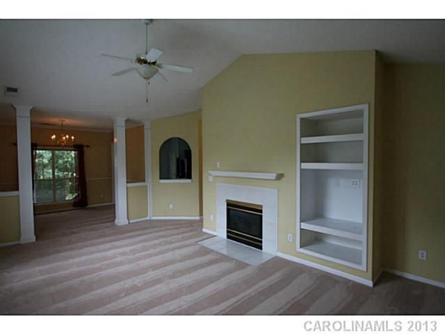 2712 Chickadee Dr, Charlotte, NC 28269