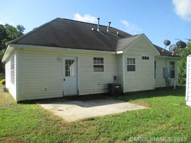 1112 Crescent Way, Wingate, NC 28174