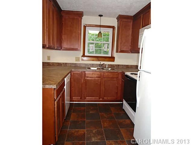 539 NW 30th Ave, Hickory, NC 28601