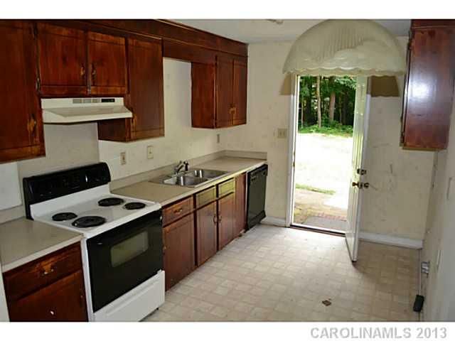 3939 Davis Ln, Charlotte, NC 28269
