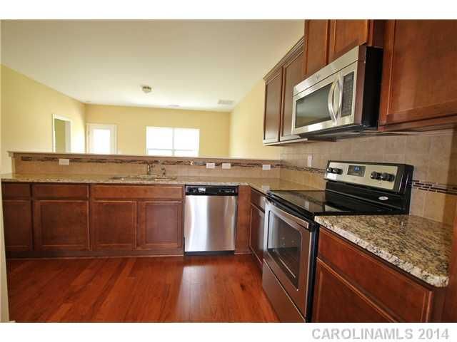 348 Battery Cir #12, Clover, SC 29710