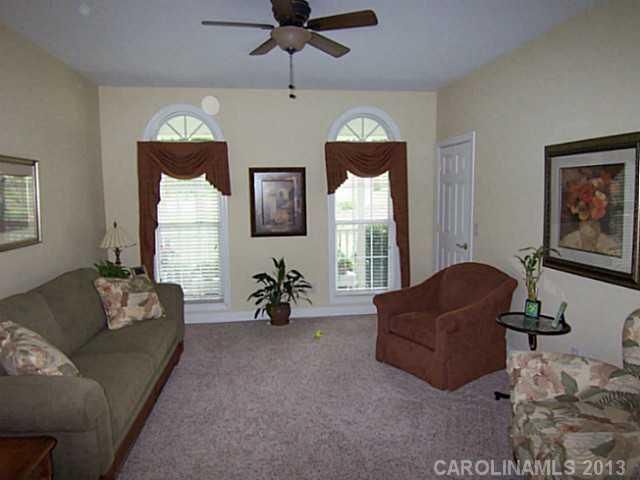 1317 Summer Spring Ln, York, SC 29745