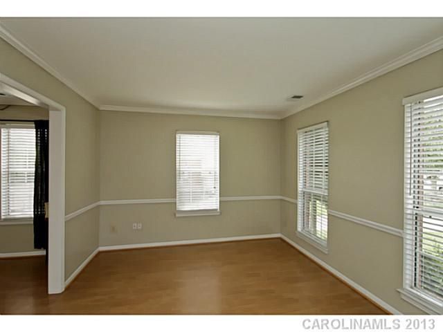 124 Blackberry Ln, Mooresville, NC 28117