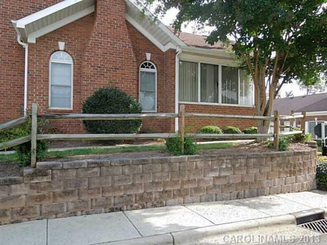 8666 Windsor Ridge Dr #508, Charlotte, NC 28277