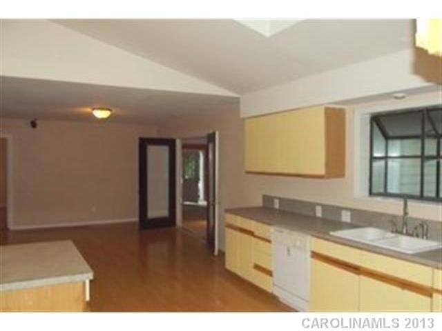 604 Sundale St #24, Clover, SC 29710
