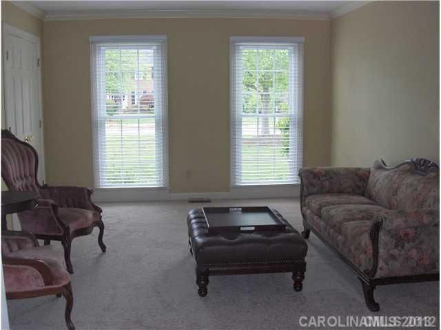 1525 Stableview Dr, Gastonia, NC 28056