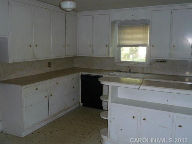 609 Hasty St, Marshville, NC 28103