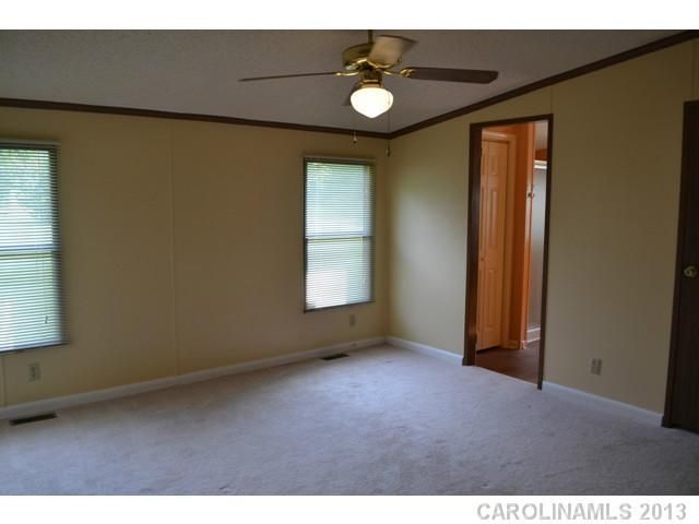 1935 Burkin Rd, Mcconnells, SC 29726