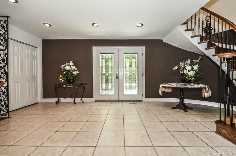 200 Shadow Lakes Dr, Clover, SC 29710