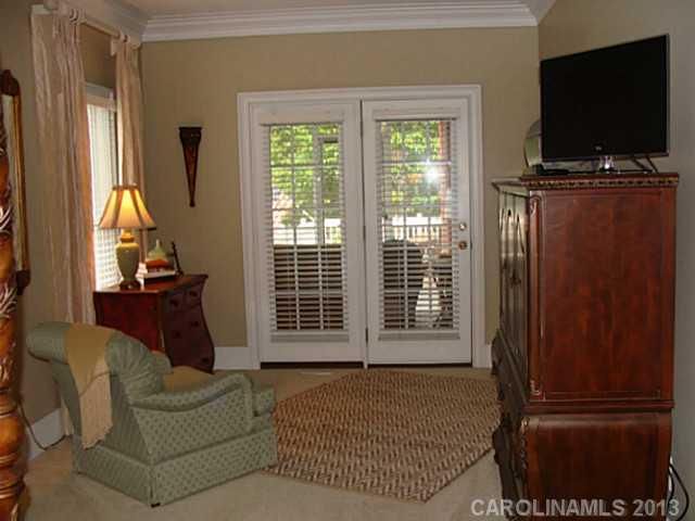 410 Sebring Dr, Belmont, NC 28012