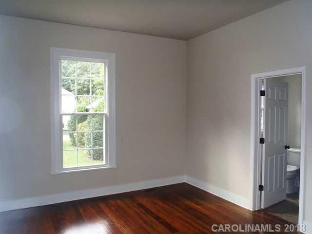 410 Cedar St, Lincolnton, NC 28092