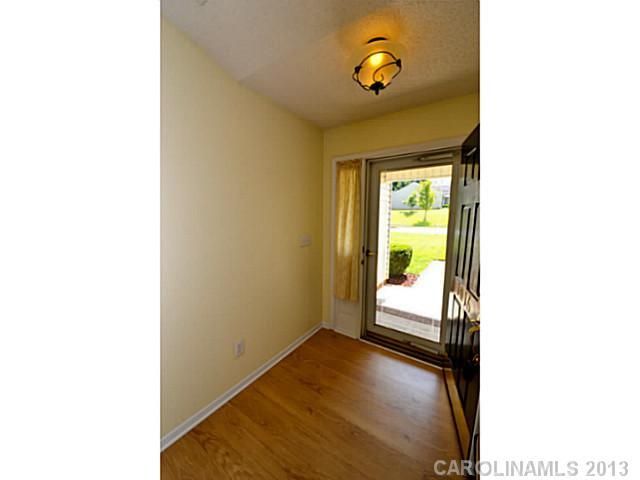 1016 Sandy Point Dr, Concord, NC 28025