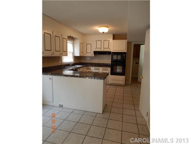 8637 Stoneface Rd, Charlotte, NC 28214
