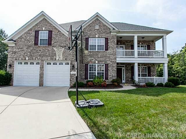 13725 Copper Leaf Ln, Charlotte, NC 28277